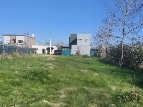  Lote Interno- 300 m² - Barrio Semicerrado Los Mandarinos II - Zona Vigilada-  Sin Expensas - Loma Verde - Escobar