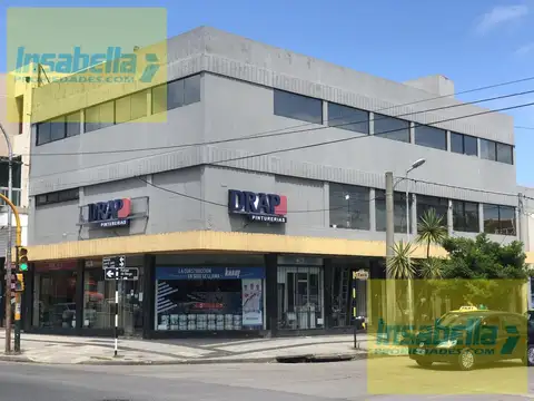 Local en Venta en Las Avenidas, USD 650.000