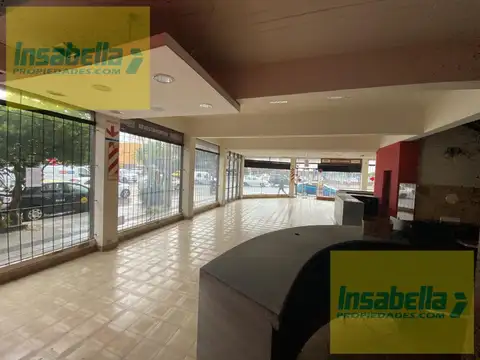 Juan B Justo 2392 ESQUINA R. de Riego
