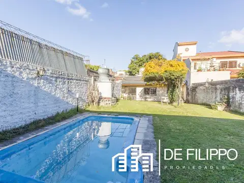 Casa 4 ambientes con 2 baños