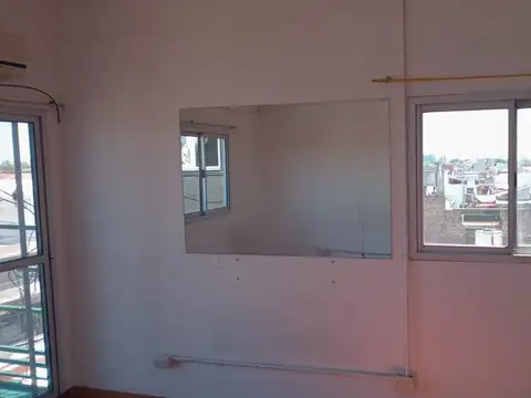 DEPARTAMENTO 1 AMBIENTE. LACARRA 1650 PISO 4º "C", POR ESCALERA, GERLI - AVELLANEDA