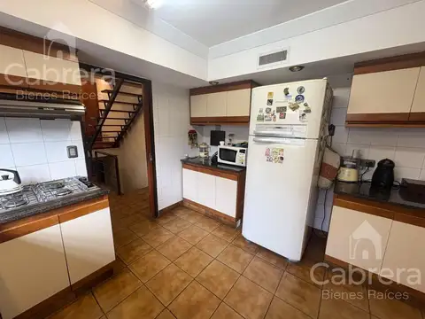 Casa 6 ambientes con 3 baños