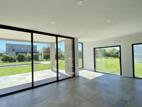 Casa en Venta en San Matias Barrio Privado - A Estrenar