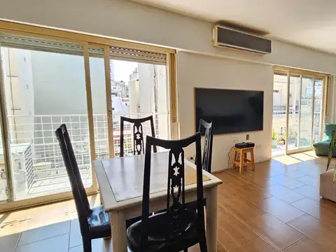 Departamento en venta 2 dormitorios con dependencia en Recoleta balcón