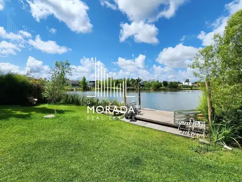 Venta Casa 5 Ambientes a la laguna en Barrio San Marco Villanueva