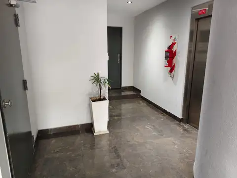 Av  cordoba 5400, Piso 8