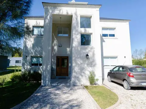 Casa en Venta en Coronel Brandsen, USD 210.000