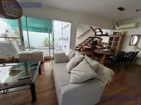 Casa 3 ambientes con 2 baños
