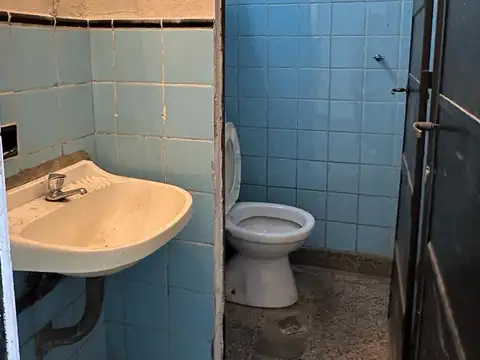 Local  20m2  / en alquiler / San Justo Centro