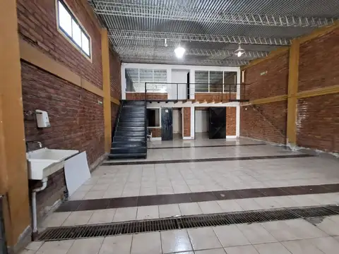 VENTA GALPON C/ OFICINAS Y DEPOSITO LUJAN DE CUYO.