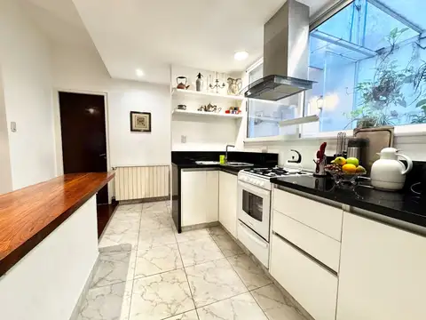 Avenida Caseros 700
