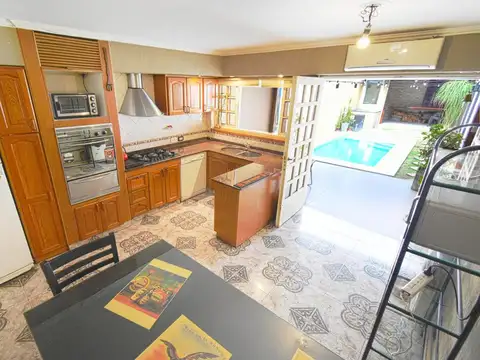 Espectacular Triplex -casa En Venta San Miguel - 5 Ambientes Pileta, Quincho Y Cochera