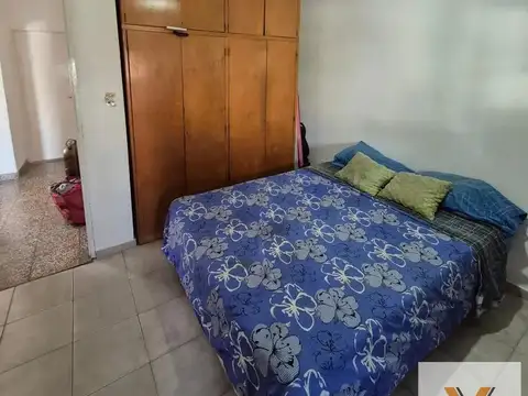 Depto Tipo Casa en Venta 50 años