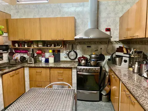 Depto Tipo Casa en Venta 40 años