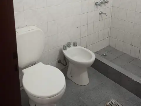 Depto Tipo Casa 2 ambientes con 1 baño
