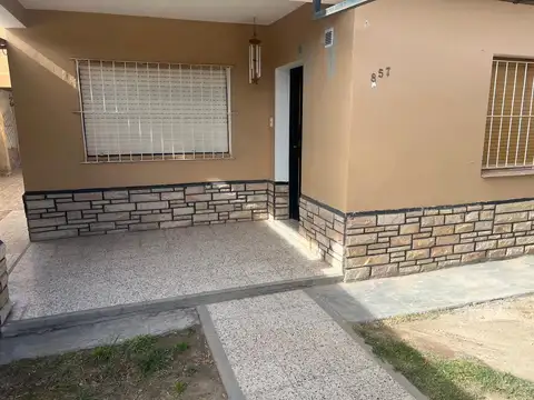 Casa en Venta en Cipolletti, USD 110.000
