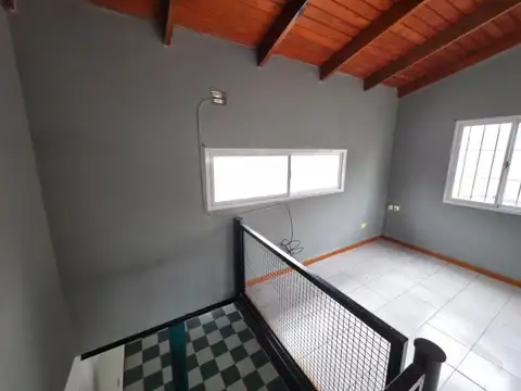 CASA EN ALQUILER PERMANENTE- Vieytes 1545 Funes