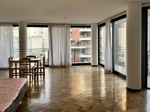 Departamento en Venta de 5 ambientes