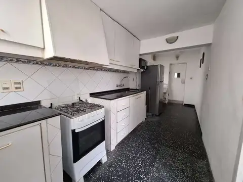 Casa 2 ambientes con 1 baño