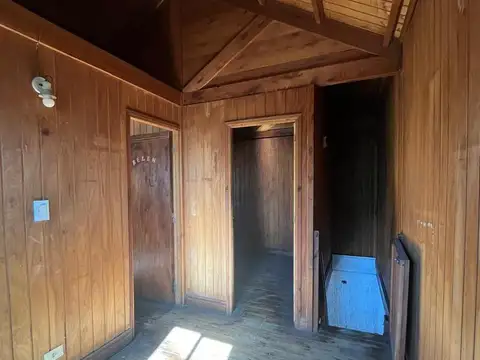 Casa 4 ambientes con 1 baño