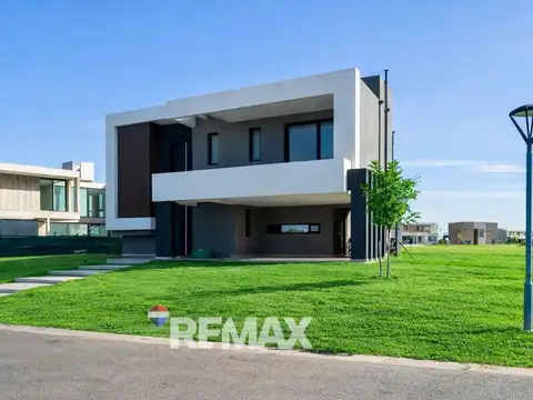 CASA A ESTRENAR EN TERRALAGOS CANNING
