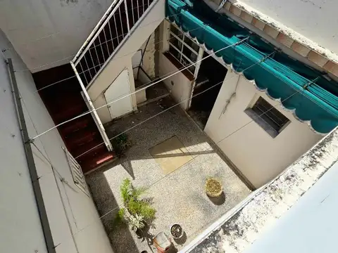 Depto Tipo Casa en Venta 45 años