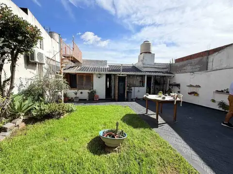 CASA VENTA 3 AMBIENTES ALDO BONZI COCHERAS