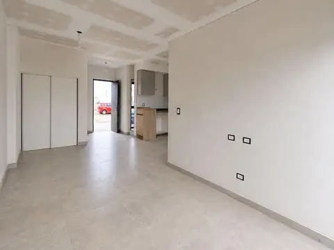 Depto Tipo Casa en Venta de 3 ambientes