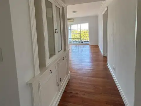 Departamento en venta 3 ambientes  Beccar