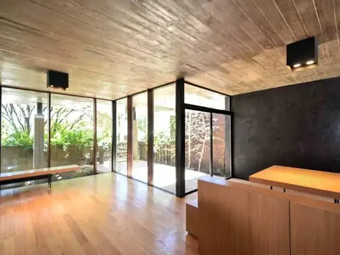 Depto Tipo Casa en Venta al Este