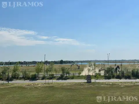 Casa en Venta a estrenar con Pileta y vistas abiertas INTERNA NATIVAS PGA