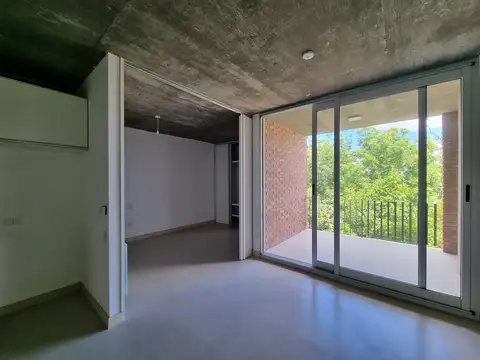 San Martin 700, Piso 1