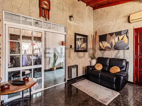 Depto Tipo Casa en Venta 40 años