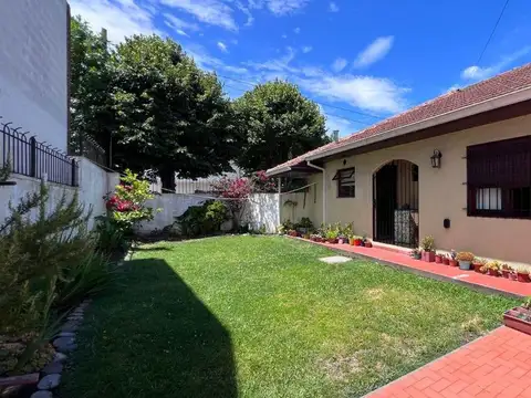 VENTA Casa 3 ambientes Parque Garage. Las Américas