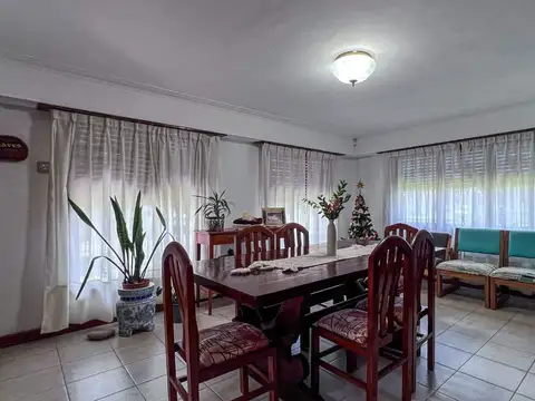 VENTA Casa 3 ambientes Parque Garage. Las Américas