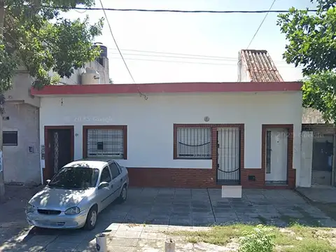 VIVIENDA MULTIFAMILIAR - PH FRENTE 2 AMB + PH FONDO 4 AMB - LOTE 10 x 21.79 –
