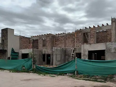 Departamento 5 ambientes con 2 baños