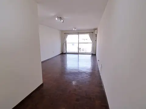 Alquilo Apartamento 3 Dormitorios y garaje Pocitos