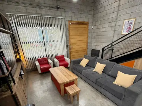 Casa 6 ambientes con 4 baños