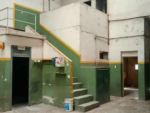 Galpon en Venta en Pompeya, USD 120.000