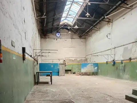 GALPÓN EN VENTA Y/O ALQUILER