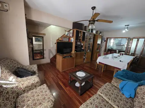 Domingo faustino sarmiento 3000, Piso 0