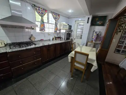 Departamento en Venta de 4 dormitorios