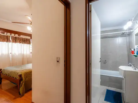 VENTA PH 2 AMB C/PATIO EN VILLA LURO PERMUTA