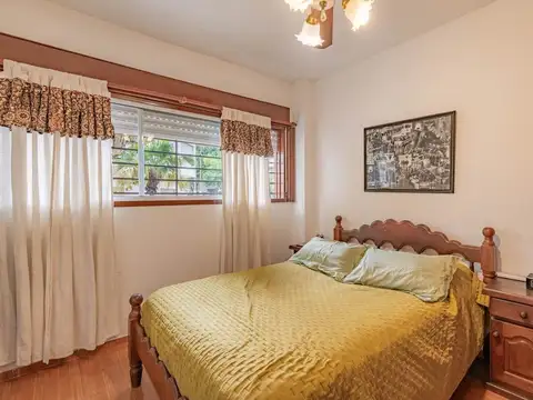 Depto Tipo Casa en Venta en Liniers, USD 105.000