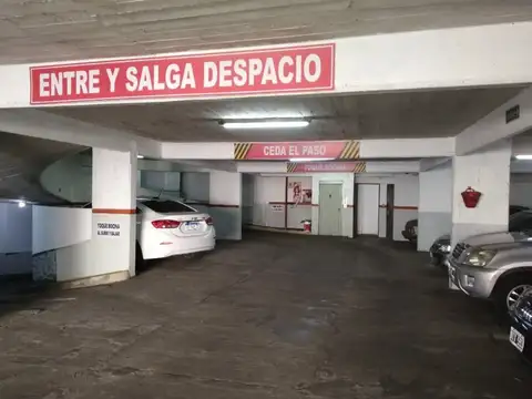 Francisco Bilbao 1900, Piso 1