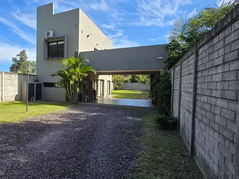 Casa en Venta en Don Carlos, USD 110.000