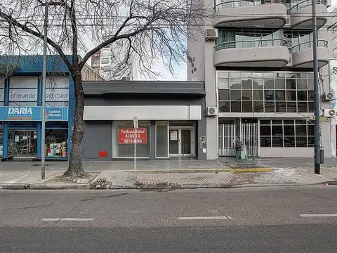 Local sobre Lote propio emplazado en la Av Cabildo, en el barrio de Nuñez. Apto todo destino.