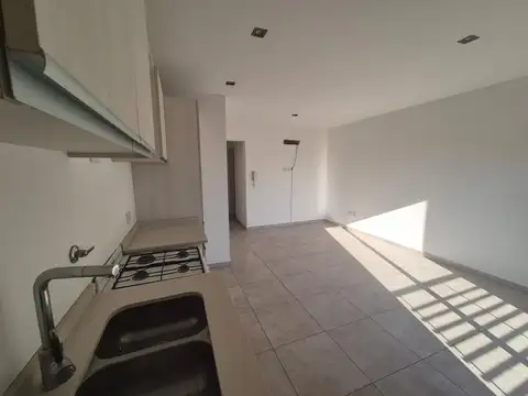 Departamento en Alquiler en Morón, $ 550.000
