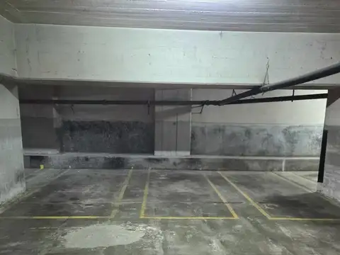 Av Gral Las Heras 3700 Palermo Cochera U$26.000